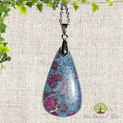 Pendentif rubis sur Cyanite #3